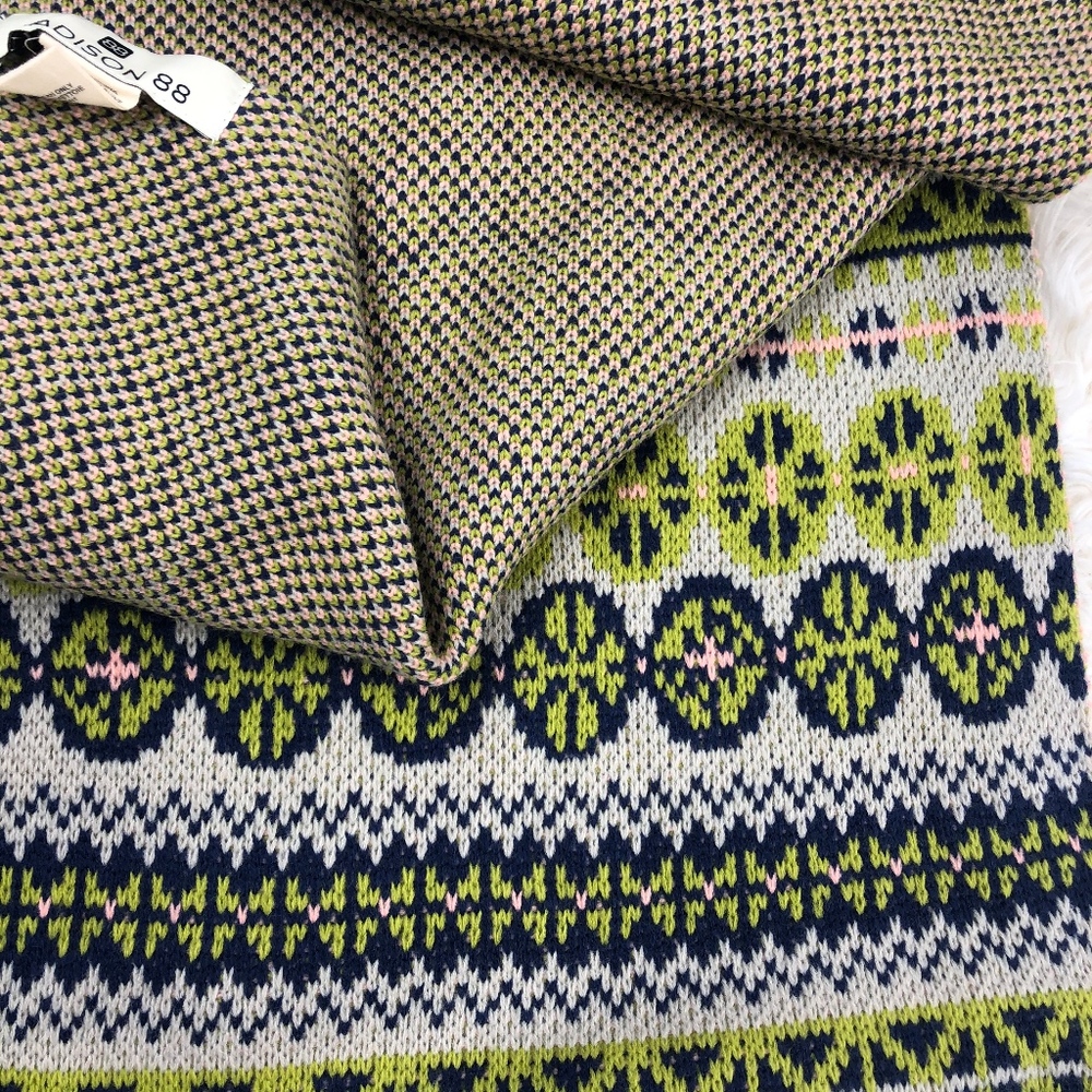 Madison 88 Blanket Scarf - Picture 3 of 3
